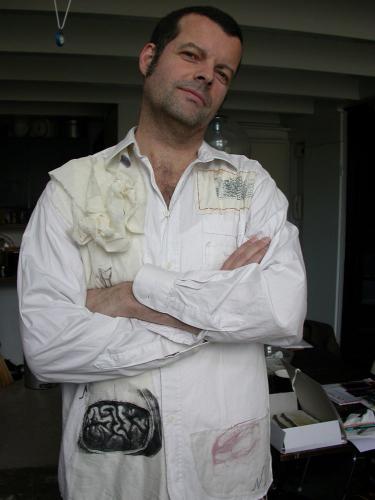 UTOPIAN CLOTHES SHOP